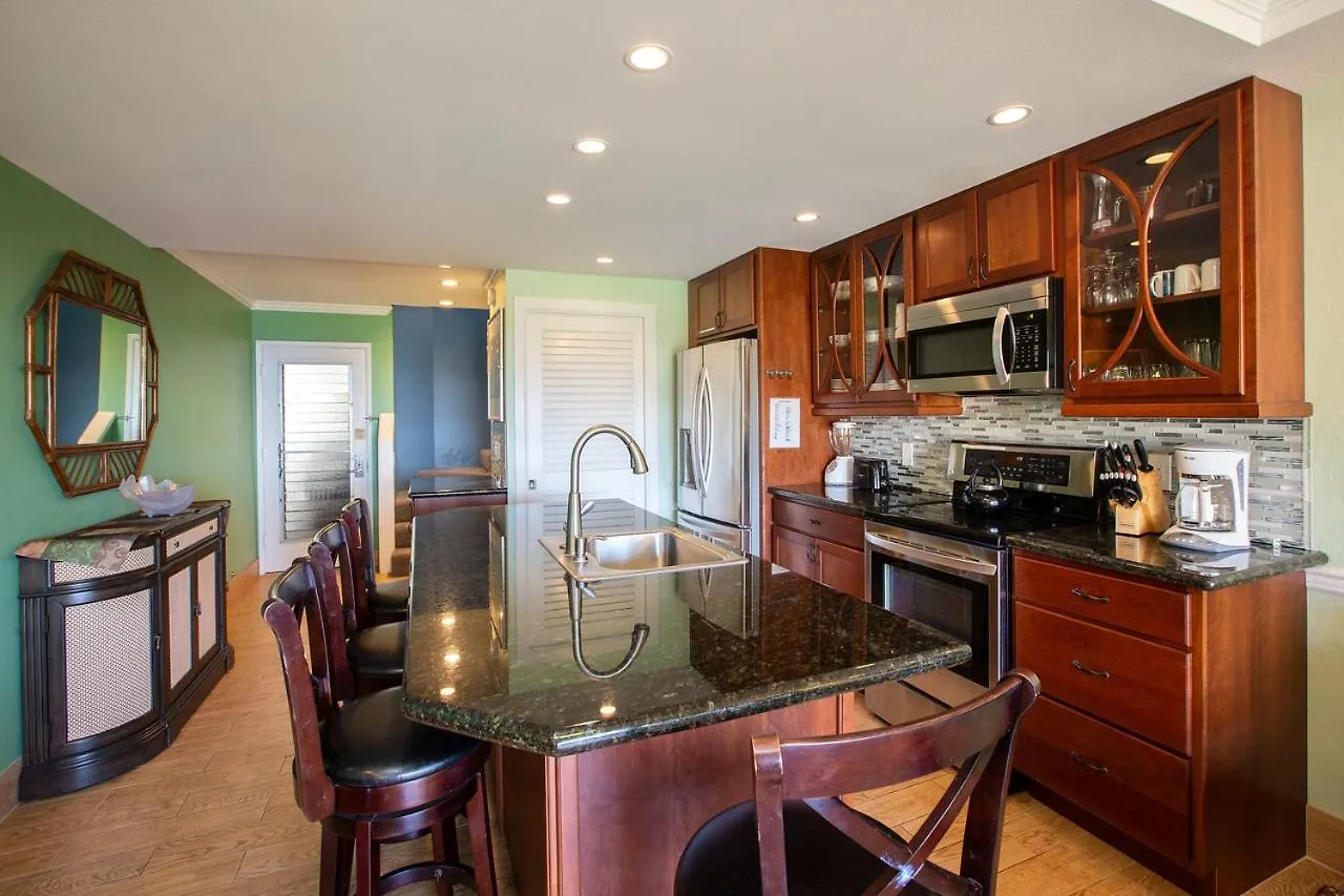 Ocean Views & Remodeled! Ks D6 - Sullivan Kahana Holiday home